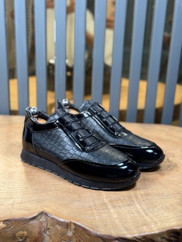 YENİ SEZON ZR SNEAKER MODEL - SİYAH KROKAN RUGAN YENİ SEZON ZR SNEAKER MODEL - SİYAH KROKAN RUGAN