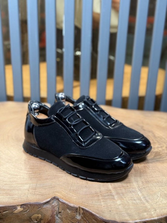 YENİ SEZON ZR SNEAKER MODEL - SİYAH RUGAN / SÜET YENİ SEZON ZR SNEAKER MODEL - SİYAH RUGAN / SÜET