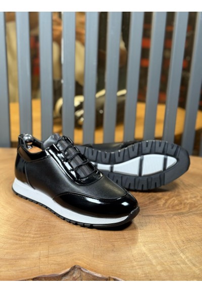 YENİ SEZON ZR SNEAKER MODEL - SİYAH RUGAN / MAT
