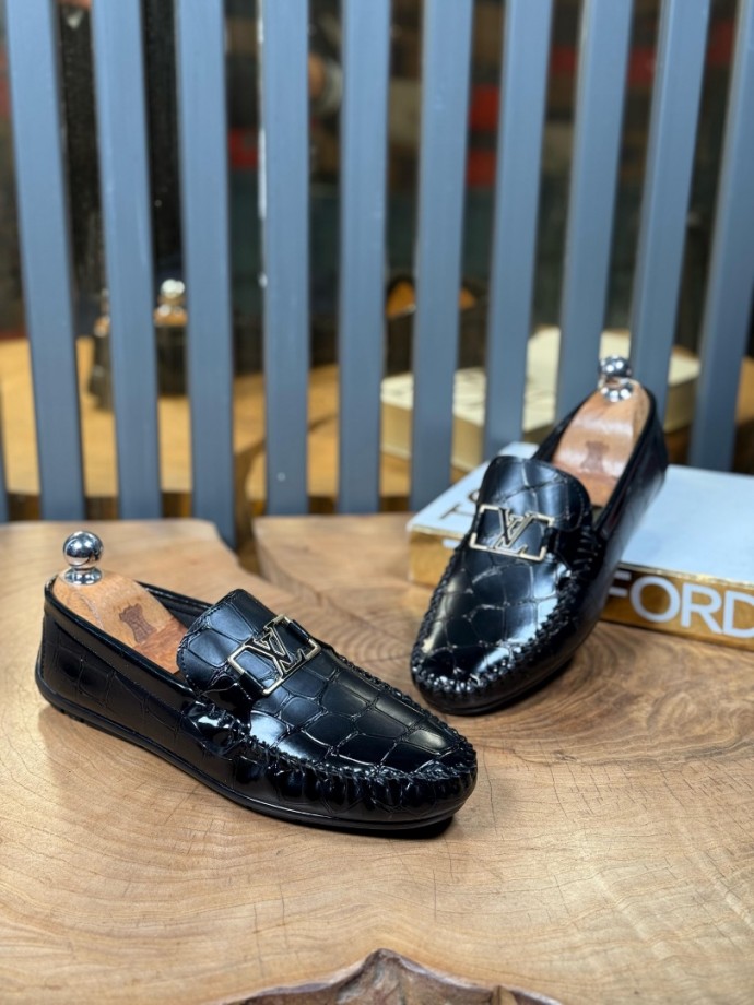 YENİ SEZON YAZLIK LV ROK MODEL - SİYAH KROKAN DERİ