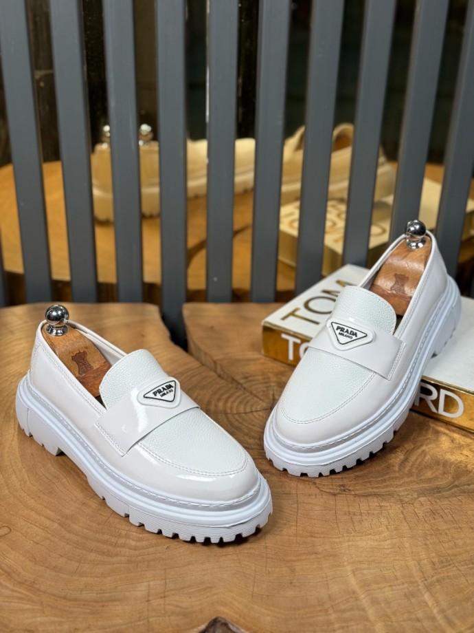 YENİ SEZON CASUAL PRD MODEL - BEYAZ ÖZEL DERİ YENİ SEZON CASUAL PRD MODEL - BEYAZ ÖZEL DERİ