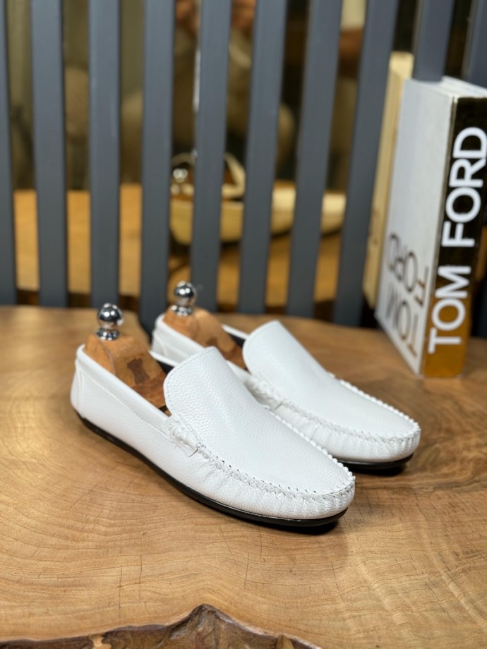 YENİ SEZON YAZLIK SADE ROK MODEL - BEYAZ DERİ