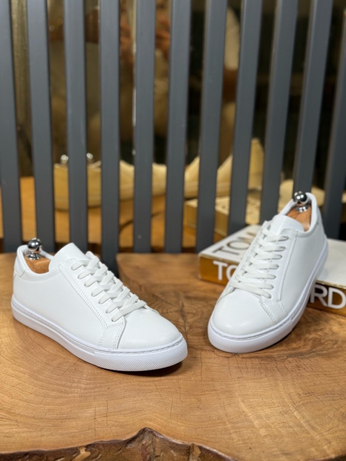YENİ SEZON CASUAL ZR MODEL - BEYAZ DERİ YENİ SEZON CASUAL ZR MODEL - BEYAZ DERİ