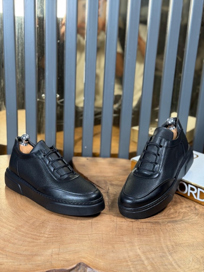 YENİ SEZON CASUAL ZR MODEL - SİYAH MAT