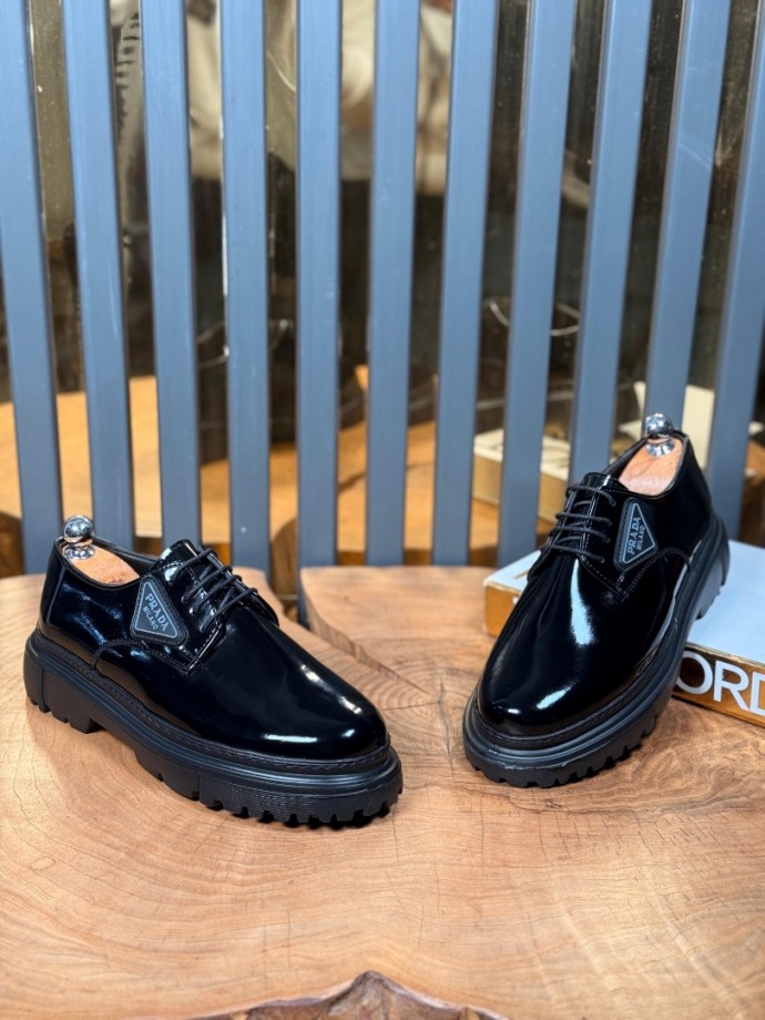 YENİ SEZON CASUAL PRD MODEL - SİYAH RUGAN DERİ