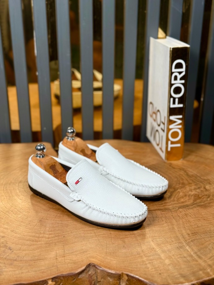 YENİ SEZON YAZLIK TOMMY ROK MODEL - BEYAZ DERİ