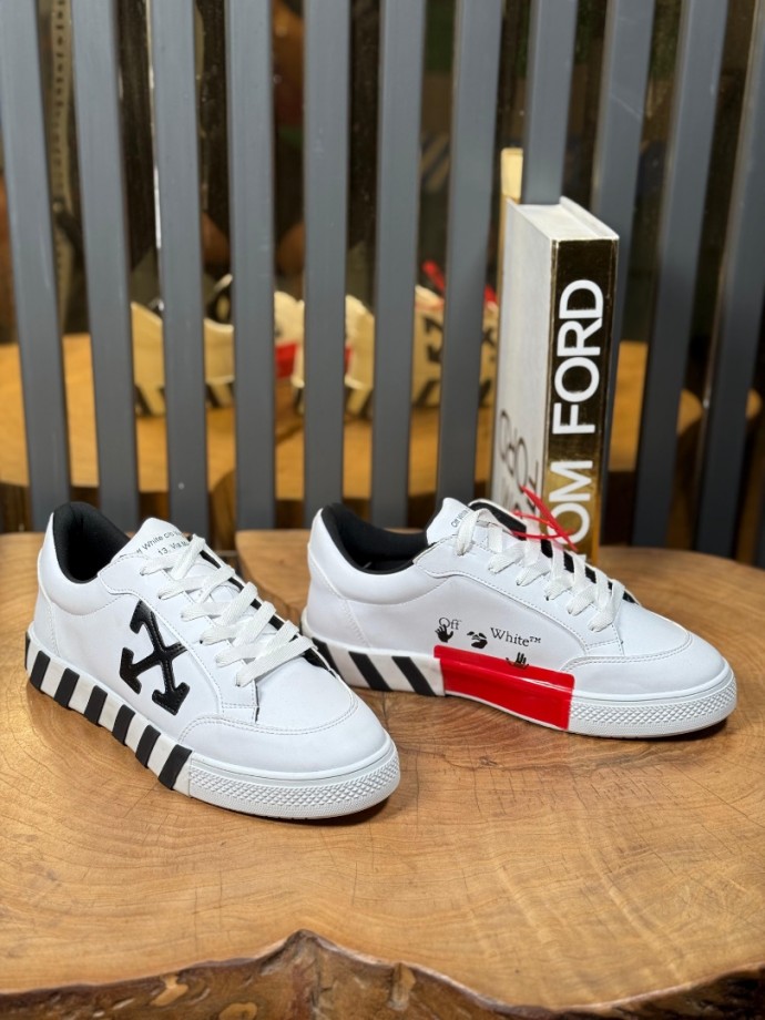 İTHAL SPOR OFF WHITE MODEL - BEYAZ İTHAL SPOR OFF WHITE MODEL - BEYAZ