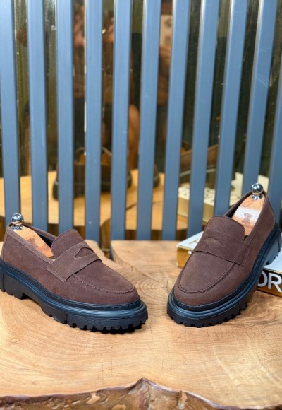 YENİ SEZON CASUAL MODEL - KAHVERENGİ SÜET