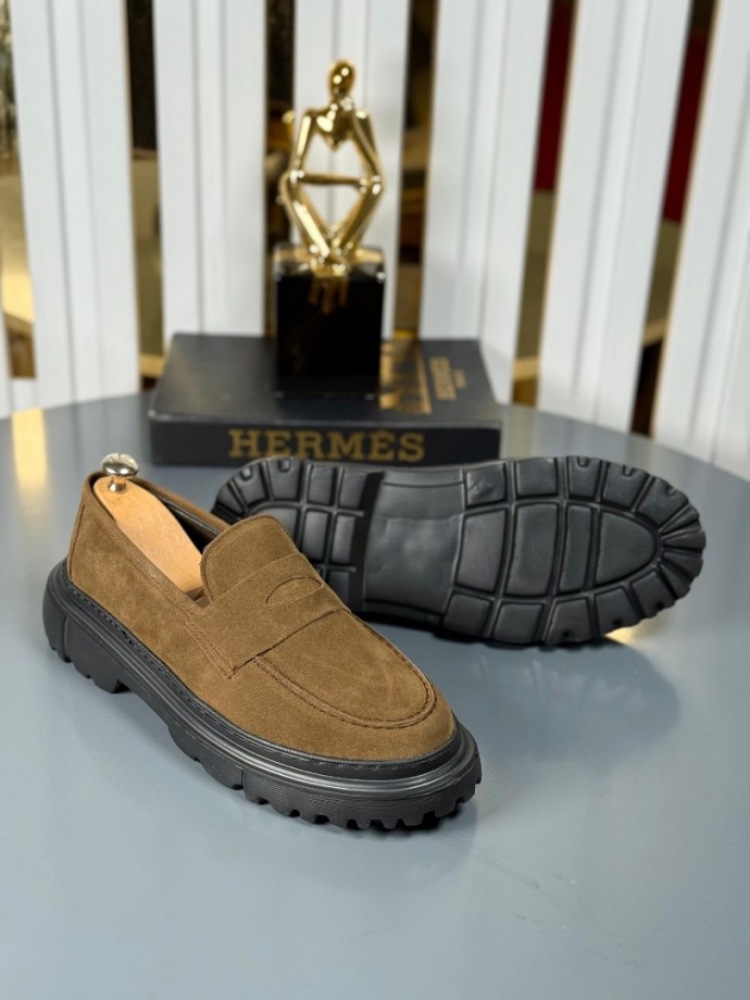 YENİ SEZON CASUAL MODEL  - HAKİ SÜET