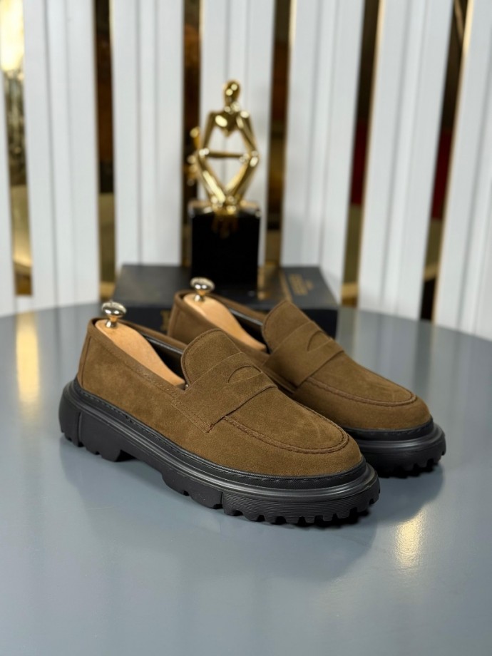 YENİ SEZON CASUAL MODEL - HAKİ SÜET YENİ SEZON CASUAL MODEL - HAKİ SÜET