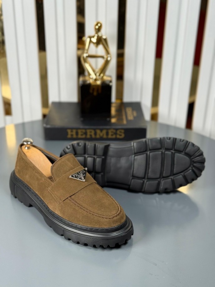 YENİ SEZON CASUAL MODEL  - HAKİ SÜET