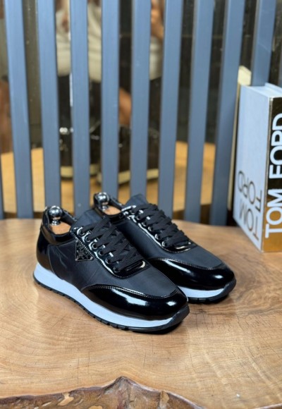 YENİ SEZON CASUAL PRD MODEL - SİYAH RUGAN VE SATEN ÖZEL DERİ KAPLAMA 