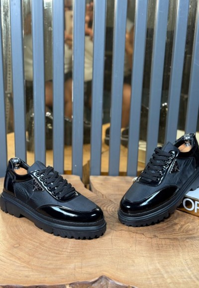 YENİ SEZON CASUAL PRD MODEL - SİYAH RUGAN VE SATEN ÖZEL DERİ KAPLAMA YENİ SEZON CASUAL PRD MODEL - SİYAH RUGAN VE SATEN ÖZEL DERİ KAPLAMA