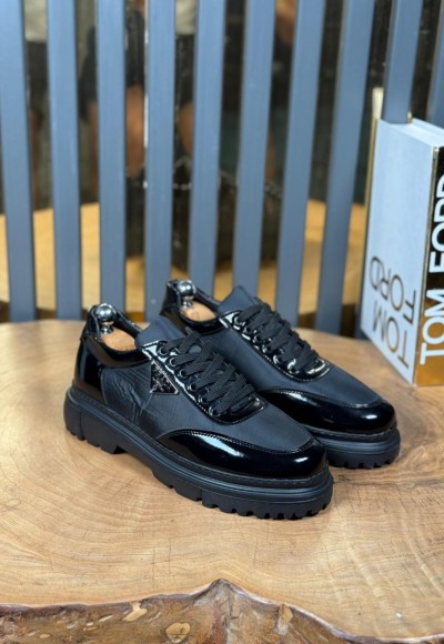 YENİ SEZON CASUAL PRD MODEL - SİYAH RUGAN VE SATEN ÖZEL DERİ KAPLAMA 