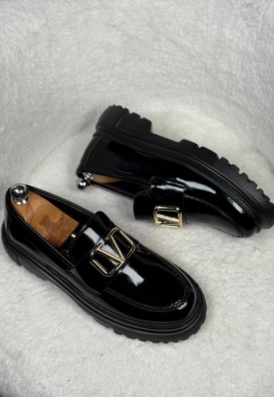 YENİ SEZON WLTN YENİ MODEL - SİYAH RUGAN YENİ SEZON WLTN YENİ MODEL - SİYAH RUGAN