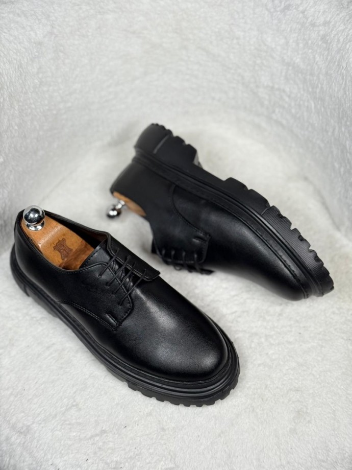YENİ SEZON CASUAL YENİ MODEL - SİYAH MAT DERİ YENİ SEZON CASUAL YENİ MODEL - SİYAH MAT DERİ