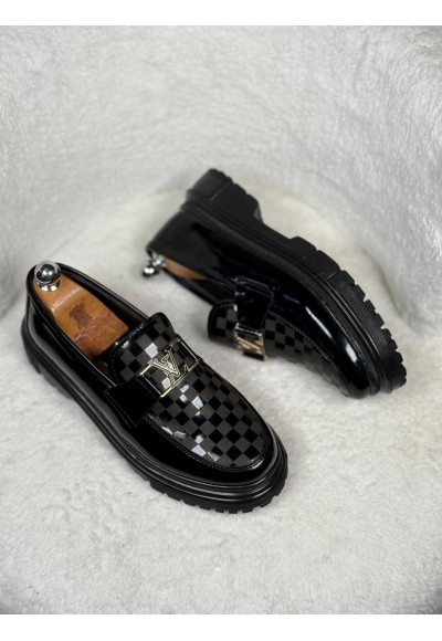 YENİ SEZON LV YENİ SPOR MODEL - SİYAH RUGAN DERİ