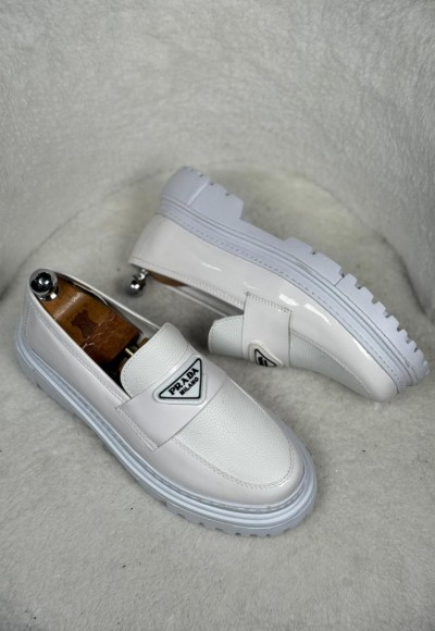 YENİ SEZON PRD YENİ MODEL - BEYAZ RUGAN ve PÜTÜR DERİ YENİ SEZON PRD YENİ MODEL - BEYAZ RUGAN ve PÜTÜR DERİ