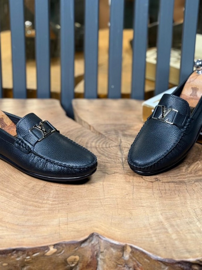 YENİ SEZON LV ROK MODEL - SİYAH MAT DERİ