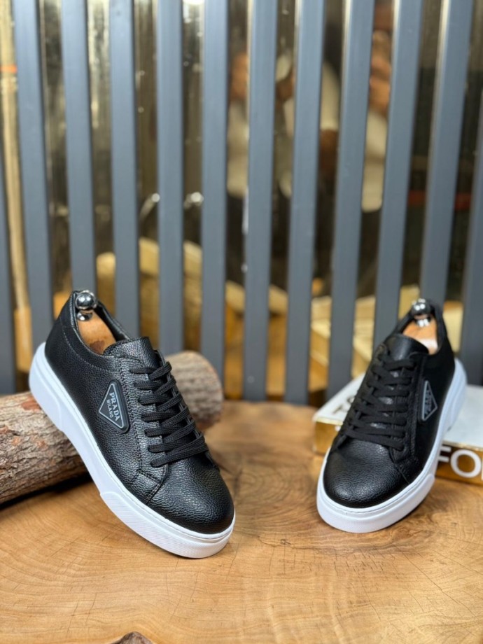  YENİ SEZON PRD CASUAL MODEL - SİYAH DERİ