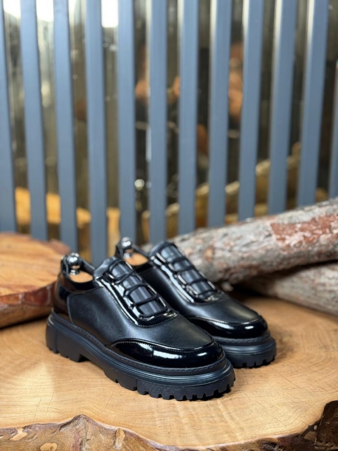YENİ SEZON ZRA CASUAL PREMIUM MODEL - SİYAH MAT VE RUGAN DERİ