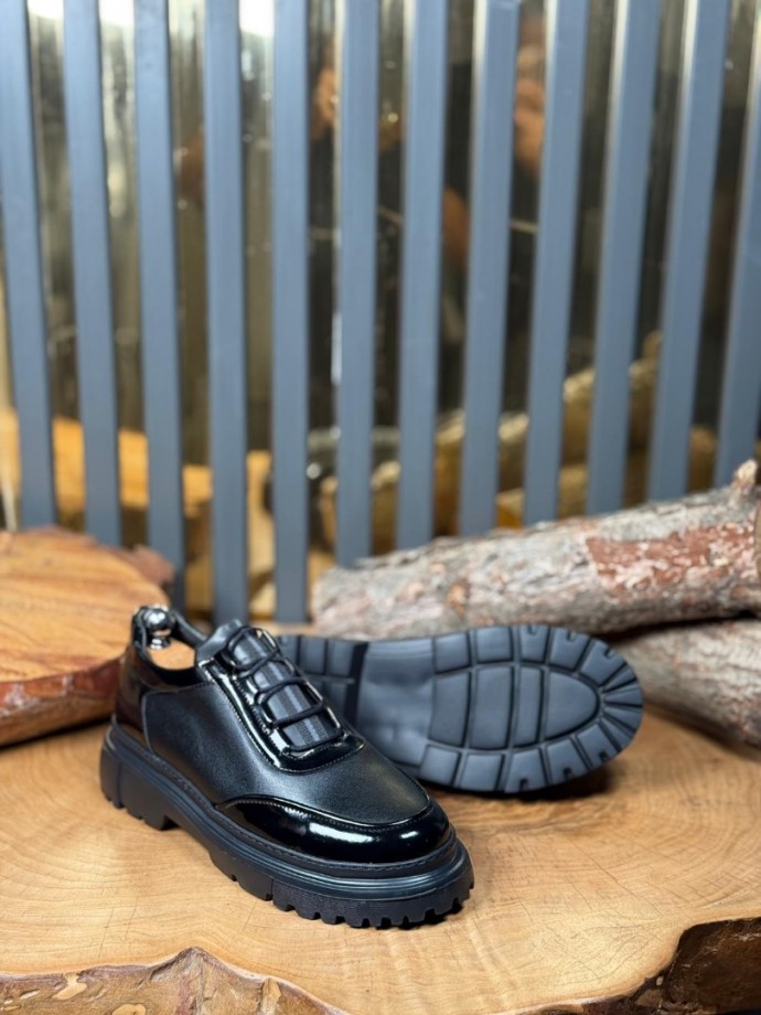 YENİ SEZON ZRA CASUAL PREMIUM MODEL - SİYAH MAT VE RUGAN DERİ