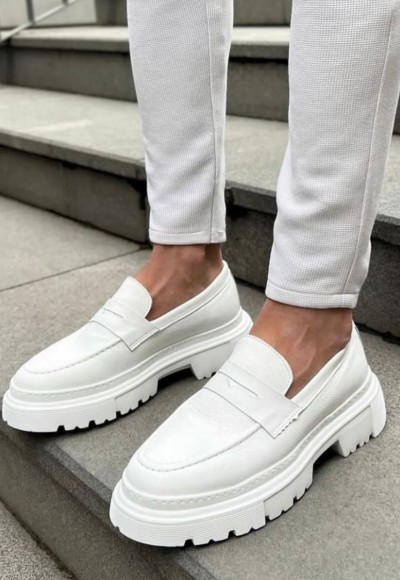 YENİ SEZON ZRA CASUAL MODEL - BEYAZ DERİ YENİ SEZON ZRA CASUAL MODEL - BEYAZ DERİ