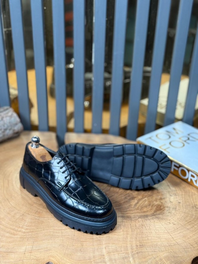 YENİ SEZON PRD CASUAL MODEL - SİYAH KROKAN DERİ 