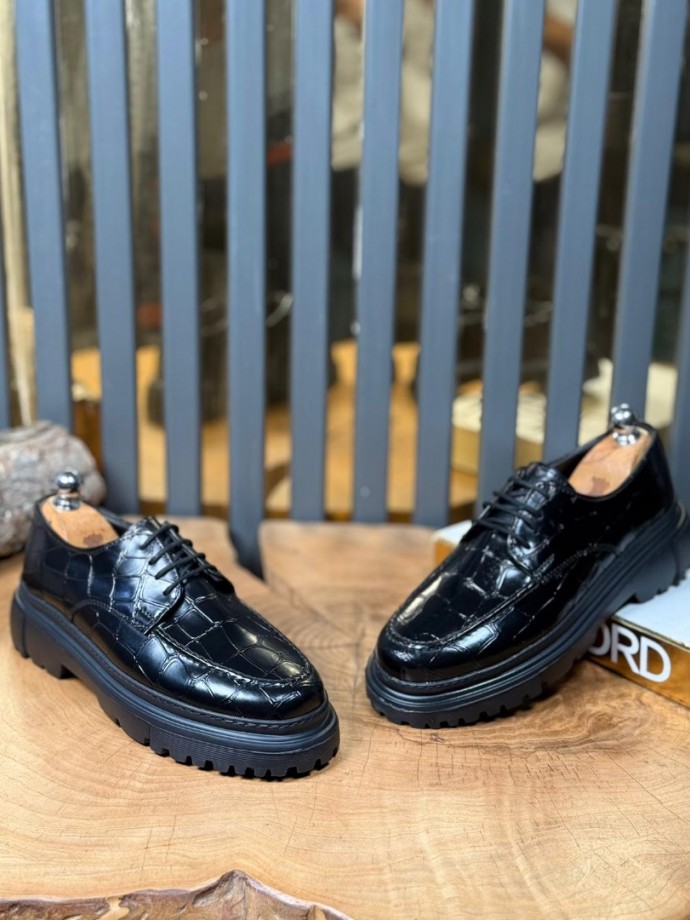 YENİ SEZON PRD CASUAL MODEL - SİYAH KROKAN DERİ 