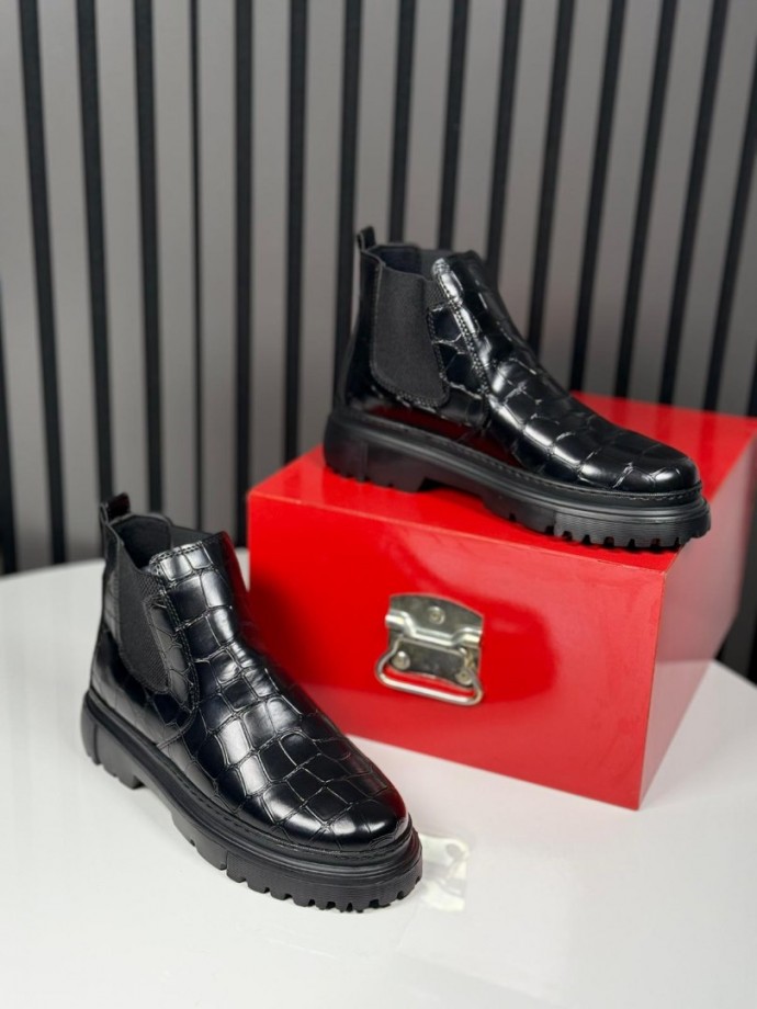 2025 CHELSEA İTALYAN SİYAH KORKAK DERİ BANDAJLI EVA BOT- SİYAH KORKAN BOT