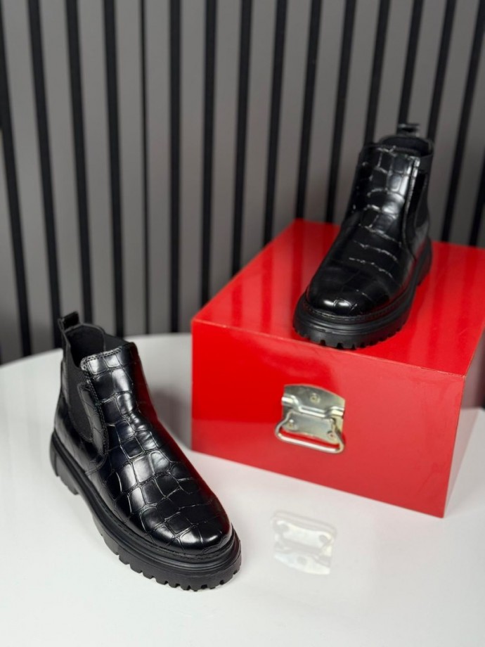 2025 CHELSEA İTALYAN SİYAH KORKAK DERİ BANDAJLI EVA BOT- SİYAH KORKAN BOT