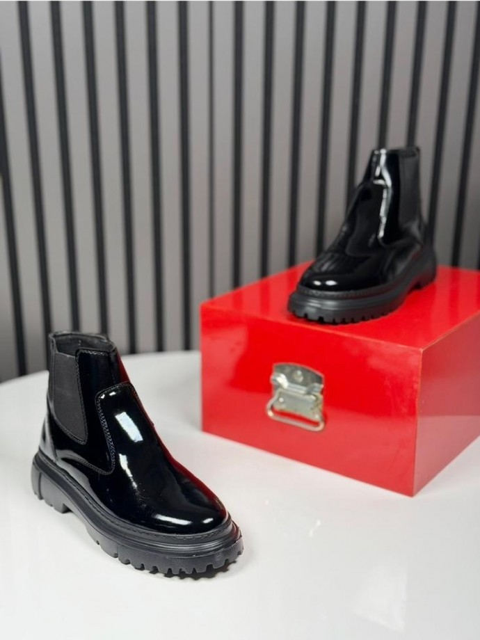 2025 CHELSEA İTALYAN SİYAH RUGAN FERMUARLI BOT - SİYAH RUGAN  BOT