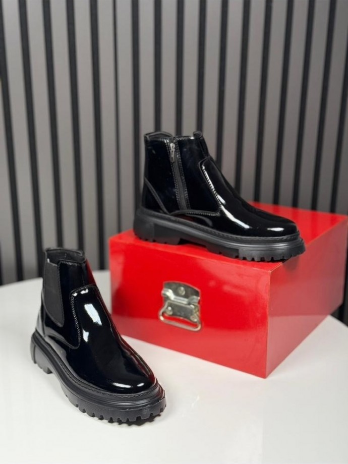 2025 CHELSEA İTALYAN SİYAH RUGAN FERMUARLI BOT - SİYAH RUGAN  BOT