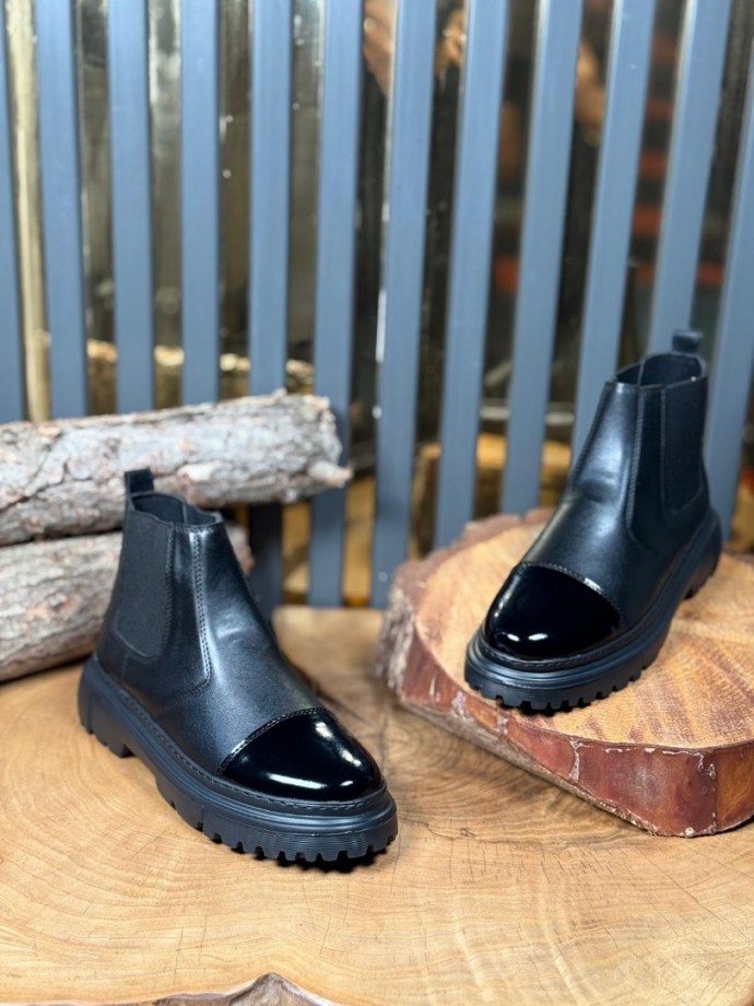 2025 PRD CHELSEA RUGAN VE MAT  BOT - SİYAH RUGAN VE MAT 