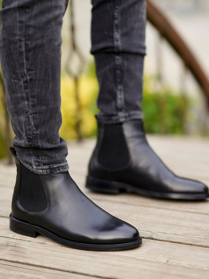 2025 YENİ SEZON KLASİK CHELSEA ZR SİYAH MAT DERİ  - SİYAH MAT DERİ