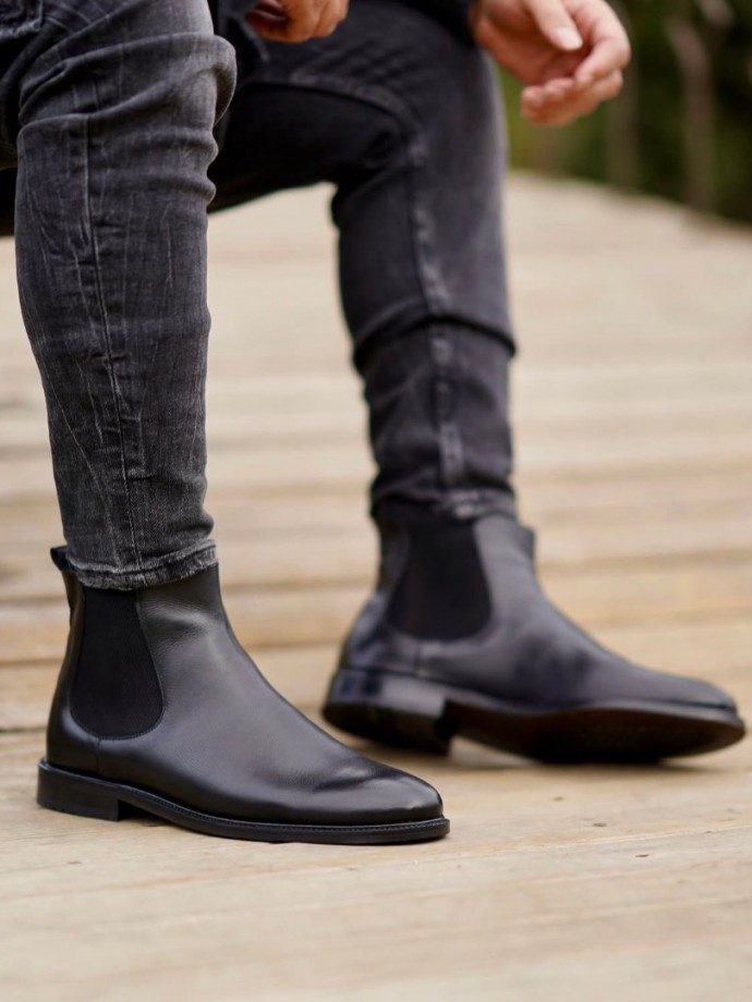 2025 YENİ SEZON KLASİK CHELSEA ZR SİYAH MAT DERİ  - SİYAH MAT DERİ