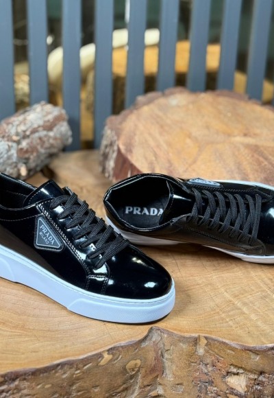 YENİ SEZON İTHAL PRD MODEL SİYAH RUGAN DERİ YENİ SEZON İTHAL PRD MODEL SİYAH RUGAN DERİ