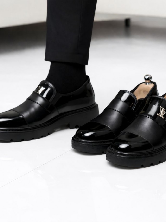 2025 İTHAL  SEZON LV TOKLAI  MODEL SİYAH RUGAN